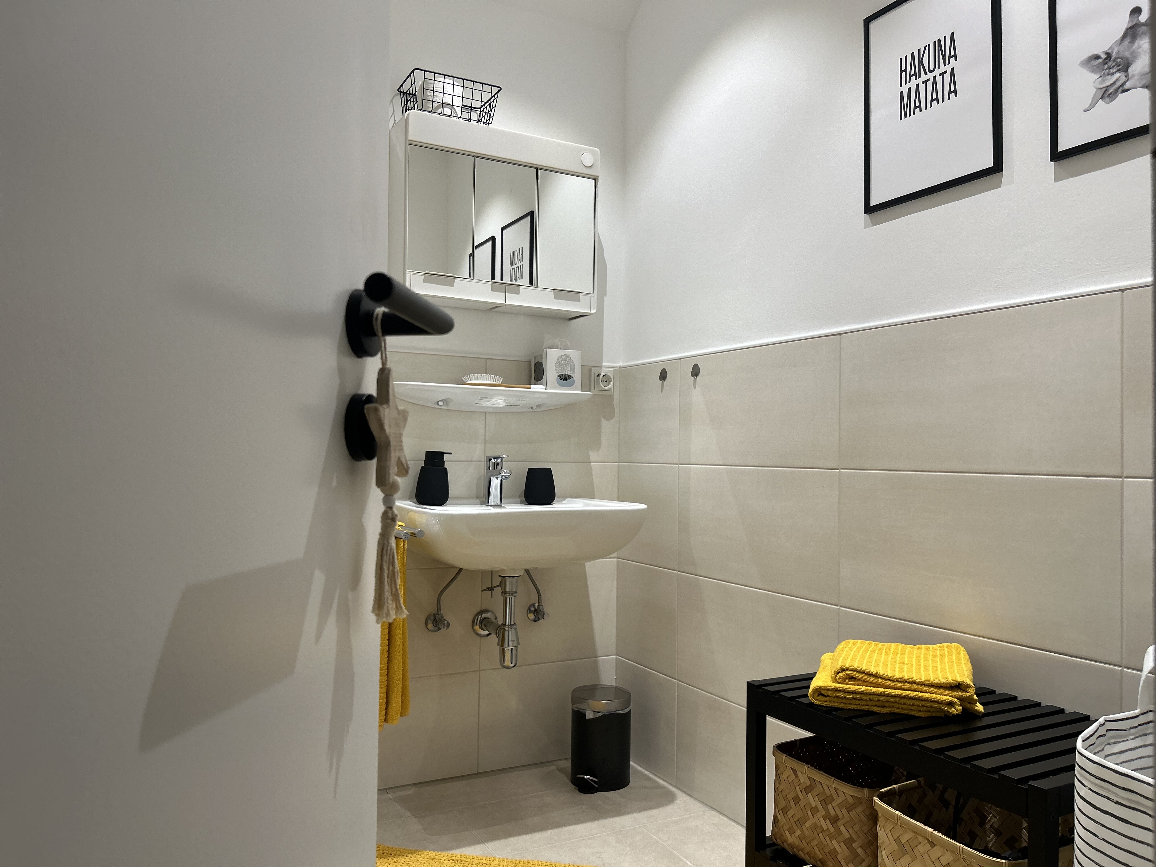 C-26-Badezimmer%20(3).jpeg